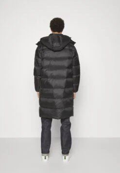 Calvin Klein Jeans Essentials Down Long Parka - Winterjas - Black -Herenmode 03d797f1eeba4037bfab6c4cb79f64b6