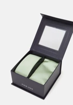 Pier One Set - Pochet - Light Green -Herenmode 186418c4632045a49f49be956c5a79e1