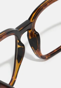 Nike Sportswear Circuit Unisex - Brillen Met Blauwlichtfilter - Brown -Herenmode 1ac56b804dae45988238ac7264cab472