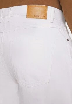 Pier One Relaxed Fit Jeans - White Denim 9 Pier One Relaxed Fit Jeans - White Denim -Herenmode 1de79453a8d84faf94f9bab694892756