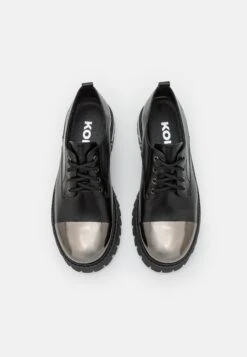 KOI FOOTWEAR Shelob Mens Metal Toe Lace Up Shoes - Veterschoenen - Black -Herenmode 29f997b836594a429014648e393ed4ca