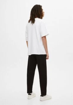 PULL & BEAR Basic Standard- Straight Leg Jeans - Black -Herenmode 2bf4c0fd32f14fb7b41294113c8939d2