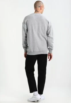 URBAN CLASSICS Crewneck - Sweater - Grey -Herenmode 2e9b52c867b34df28913cd9cf694096a