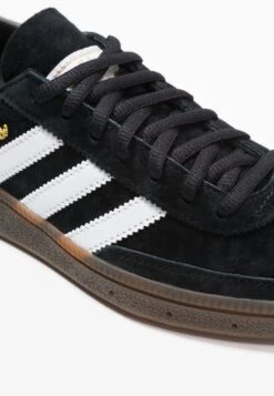 Adidas Originals Handball Spezial Unisex - Sneakers Laag - Cblack/Ftwwht/Gum5 11 Adidas Originals Handball Spezial Unisex - Sneakers Laag - Cblack/Ftwwht/Gum5 -Herenmode 3b4013d0e1de4d10860985823376e71e