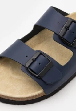 Pier One Unisex - Pantoffels - Dark Blue 11 Pier One Unisex - Pantoffels - Dark Blue -Herenmode 3d8a5cdb5e514771841f04cbfc9f95cd