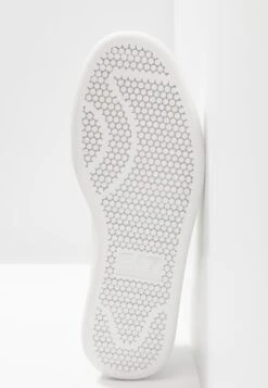 EA7 Emporio Armani Classic Unisex - Sneakers Laag - White 10 EA7 Emporio Armani Classic Unisex - Sneakers Laag - White -Herenmode 4e18533a16704c9091f4a22b18921533
