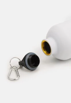 Mister Tee Pride Survival Bottle Unisex - Bidon - White -Herenmode 50028a957ae04f8fa3c9d08aeac432f4