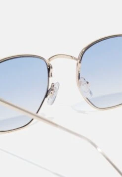 Pier One Unisex - Zonnebril - Light Blue 6 Pier One Unisex - Zonnebril - Light Blue -Herenmode 5579151b1f8843b1ac6ca84bcea681e0