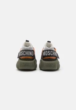 MOSCHINO Teddy Shoes - Sneakers Laag - Fantasy Color -Herenmode 5d76339af7ed470680be4fa3cb62f9bb