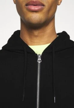 WEEKDAY Standard Zip Hoodie - Sweater Met Rits - Black 12 WEEKDAY Standard Zip Hoodie - Sweater Met Rits - Black -Herenmode 7abe464226be49e49ee52f4253027a90