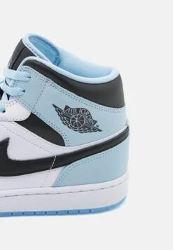 Air Jordan 1 Mid Se - Sneakers Hoog - White/Ice Blue/Black -Herenmode 8787d310a7e94259b7bda04ac9e2d7f6