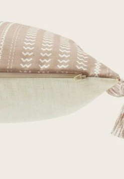 Tom Tailor HomeZierkissenhülle Mit Quasten - Overige Accessoires - Shiny White -Herenmode 8a63b36953184b4c8d80544483fe273a