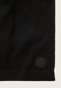 Tom Tailor Basic Mit Logo Badge - Sjaal - Black -Herenmode 936427daa71a4168af824de84889d6cf