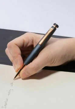 Festina Ballpoint Pen Chronobike Rose Gold Chrome Navy - Overige Accessoires - Navy -Herenmode a3e0bc1d2e4a430893103f144192b570