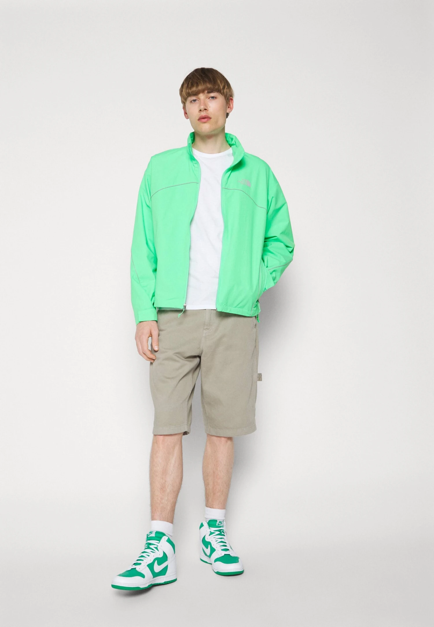 The North Face Tek Piping Wind Jacket - Windjack - Chlorophyll Green 3 The North Face Tek Piping Wind Jacket - Windjack - Chlorophyll Green - Afbeelding 3