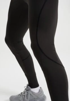 WE FASHION Trainingsbroek - Black 8 WE FASHION Trainingsbroek - Black -Herenmode ac6af9b1820c41d493dbc47320584d9c