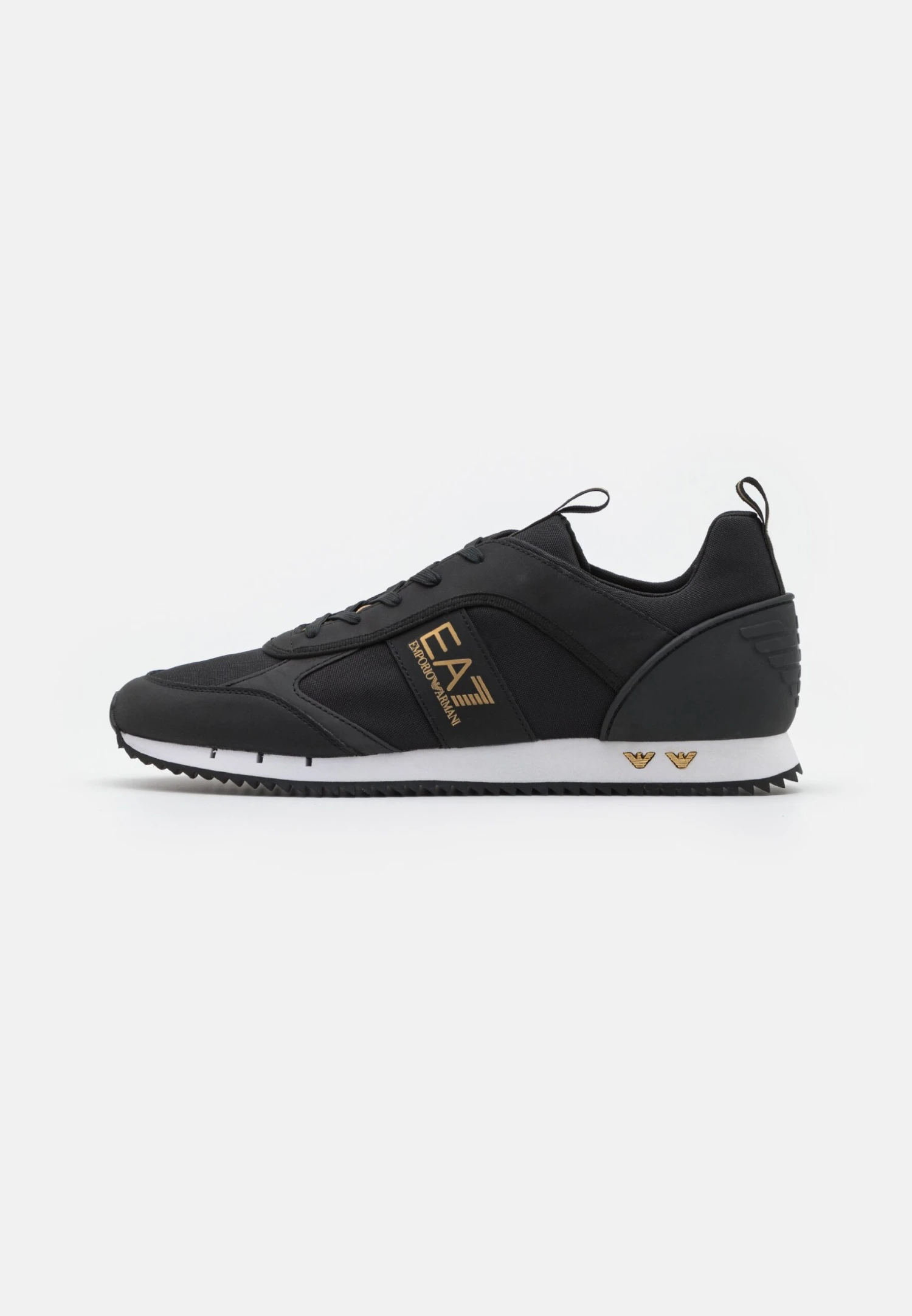 EA7 Emporio Armani Unisex - Sneakers Laag - Black/Gold/White 1 EA7 Emporio Armani Unisex - Sneakers Laag - Black/Gold/White