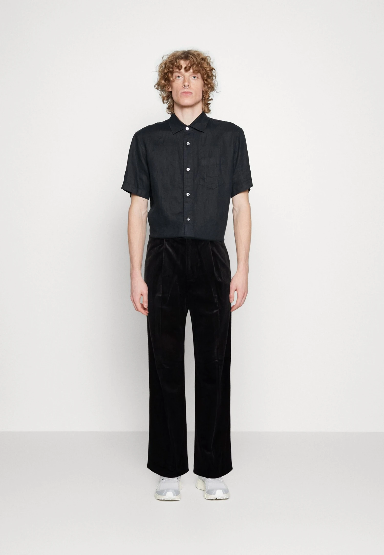 WEEKDAY Uno Trouser - Broek - Black 2 WEEKDAY Uno Trouser - Broek - Black - Afbeelding 2