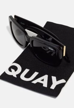 QUAY AUSTRALIA Yada Polarised Unisex - Zonnebril - Black -Herenmode d574e11daf5741a0a724ee254ece6138