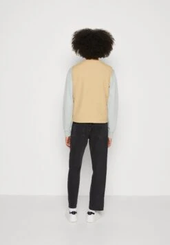 Pier One Bodywarmer - Tan 8 Pier One Bodywarmer - Tan -Herenmode e9a6176c9ccb486a93469afcd3f1f0b2