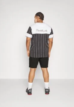 BRAVE SOUL Shorts - Black -Herenmode f4478845a1f94658b2df7c333c9b1452